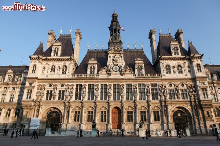 Immagine Hôtel de Ville, il municipio cittadino di Parigi - © jorisvo / Shutterstock.com