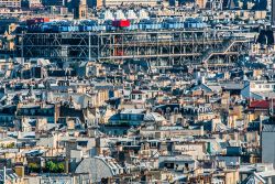 Vista area de Le Marais e del Centro Pompidou ...