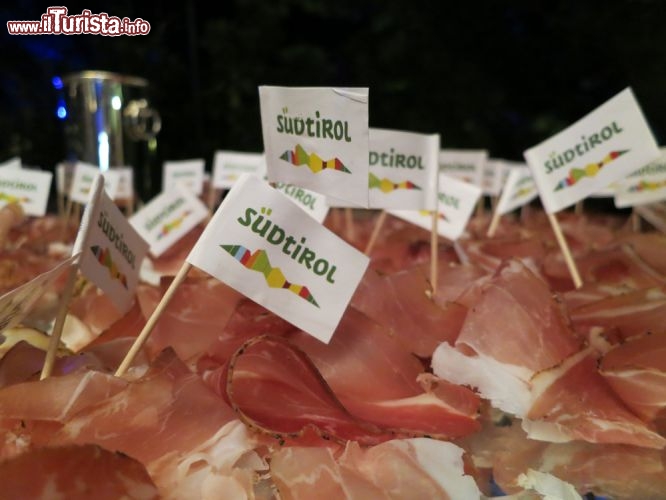Immagine Speck tipico del Sud Tirolo al Wineparty del Parkhotel Laurin
