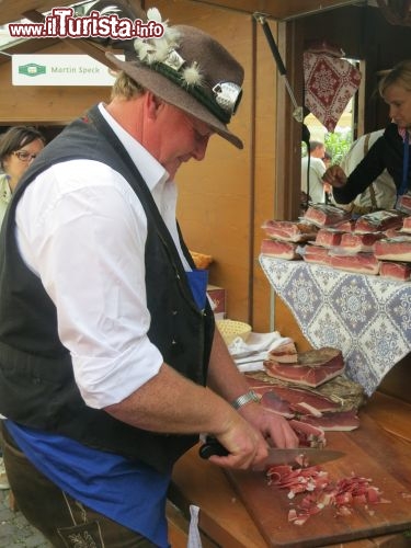 Immagine Bancherella dello speck sudtirol, Festival del Gusto a Bolzano