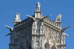 Dettaglio della torre gotica Saint-Jacques a ...