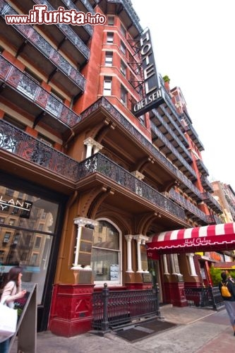 Immagine L'Ingresso dello storico Chelsea Hotel a Manhattan