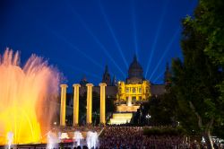 Piazza con Fontana davanti al Mnac Montjuic Barcellona Spagna - © Nomad_Soul / Shutterstock.com