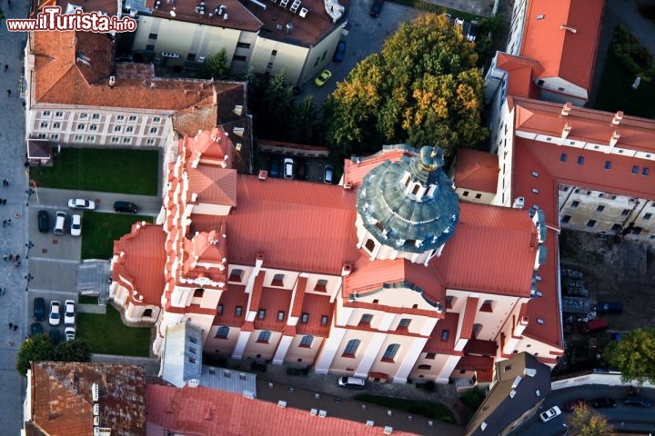 Dettaglio centro storico barocco di Vilnius fotografato dalla mongolfiera Lituania - Foto G.Leskevicius