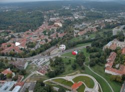 Decollati da Vilnius, altre mongolfiere si preparano ...