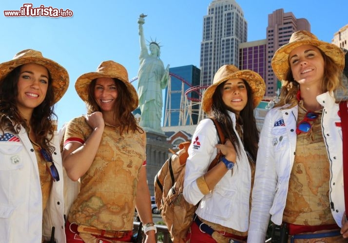 Il team davanti al New York New York - ovviamente siamo a Las Vegas, e non sulla costa orientale USA - © DONNAVVENTURA® 2013 - Tutti i diritti riservati - All rights reserved