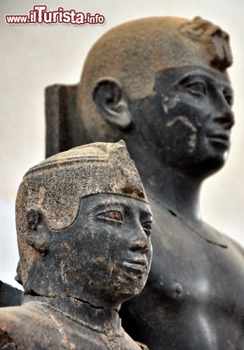 Foto particolare delle statue dei Faraoni Neri di Kerma in Sudan - Per ulteriori informazioni: I viaggi di Maurizo Levi ed in particolare il Tour del Regno dei Faraoni Neri