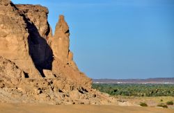 Il monte Gebel Barkal e il picco di arenaria ...