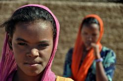 Due ragazze della Nubia, in un villaggio del ...