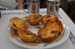 Le famose pasteis de Belem a Lisbona, la cui ricetta è ancora tenuta gelosamente segreta dall'omonima pasticceria