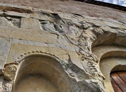 Dettaglio portale Oratorio San Michele a Castelvetro ...
