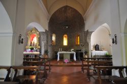 Interno del Santuario della Madonna della Pieve ...