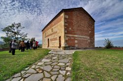 Oratorio di San Michele Arcangelo a Castelvetro ...