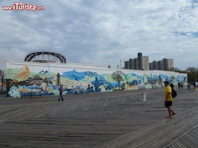 Immagine New York Aquarium a Coney Island, Brooklyn