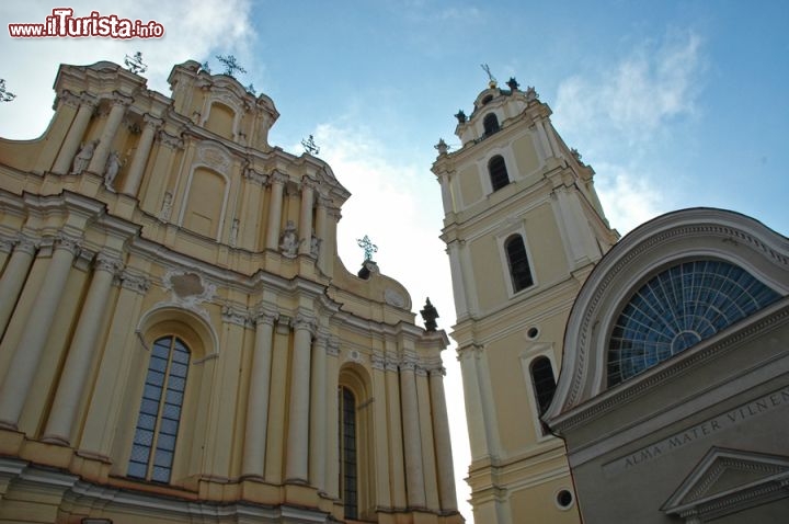 Immagine La Chiesa di San Giovanni a Vilnius e la sua torre campanaria