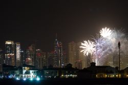 Spettacolo di fuochi artificiali per la notte ...