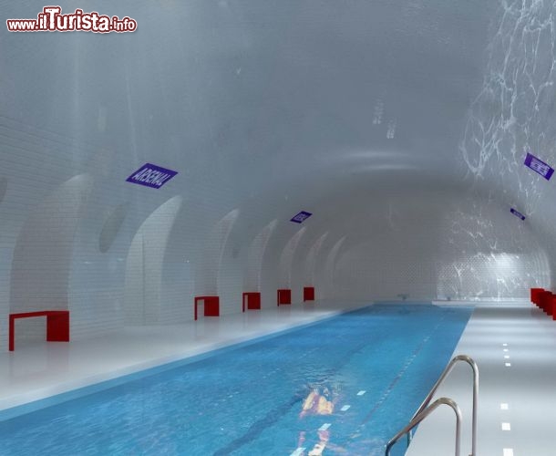 Stazione metro Parigi con... piscina - Questa è sicuramente una delle soluzioni più affascinanti, e sicuramente avere possibilità di fare sport, tra una fermata e l'altra, è sicuramente un miraggio di molti pendolari!