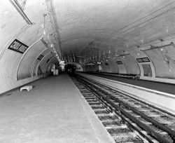 Croix Rouge la vecchia stazione della metro a ...