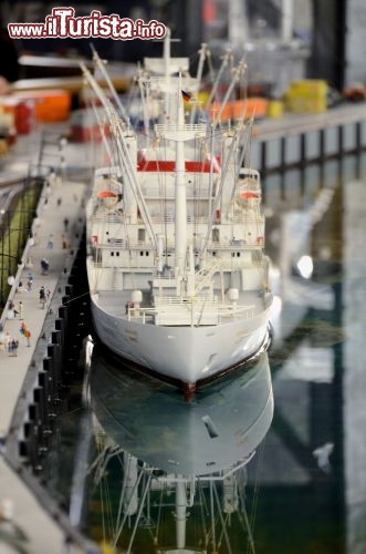 Immagine Particolare del delizioso plastico del Miniatur Wunderland in Germania (Amburgo)- © www.mediaserver.hamburg.de / Christian Spahrbier