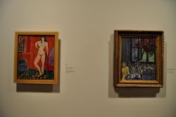 Nudo Rosa e Interno Blu. I due dipinti sono esposti ...