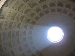 La grande cupola del Pantheon di Roma