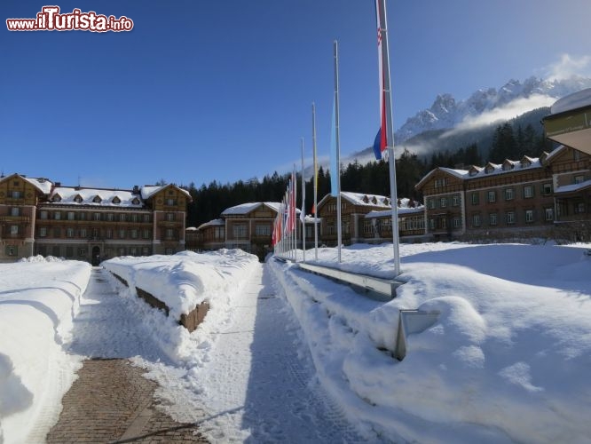 Immagine Una fotografia dell'ex Grand Hotel di Dobbiaco
