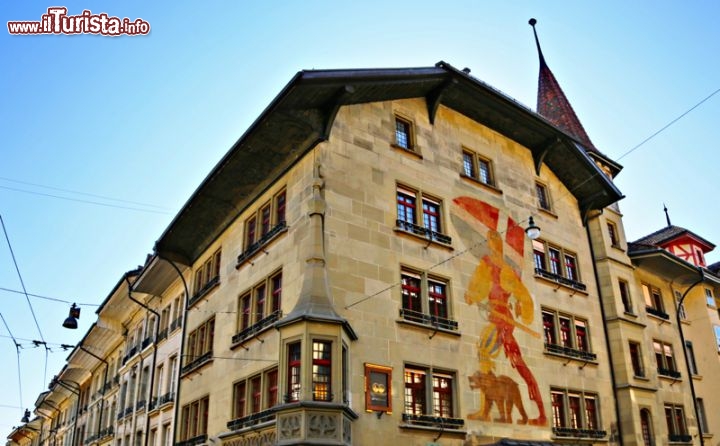Tipiche architetture svizzere fotografate dal Team delle nostre ragazze - © DONNAVVENTURA® 2014 - Tutti i diritti riservati - All rights reserved