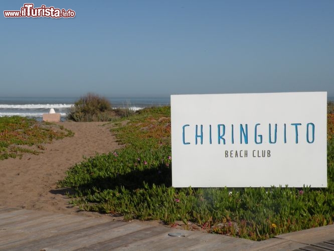 L'enorme spiaggia del Mazagan Resort - Situati direttamente sulla spiaggia che si affaccia sull’oceano trovate sia il Ristorante Palm Grill che e il Chiringuito Beach Club, dove poter gustare un aperitivo all’ora del tramonto sotto i gazebo, con splendida vista mare