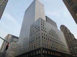 Grattacielo Daily News Building, New York City ...