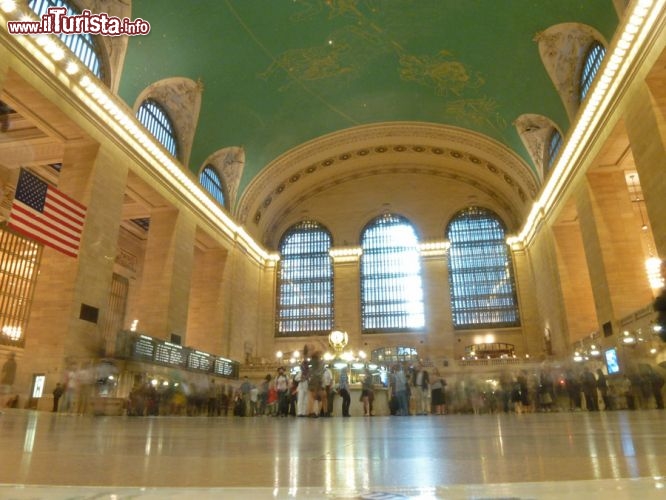 Immagine Interno della Grand Central Station a New York City