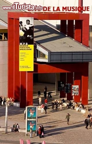 Immagine Ingresso della Città della Musica dove si trova il Musée de la Musique di Parigi - © Citè de la Musique / www.citedelamusique.fr