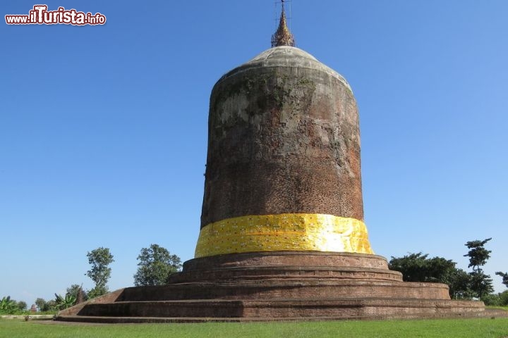 Le città antiche di Pyu, Myanmar (Birmania) - È un insieme di vestigia delle città di Halin, Beikthano e Sri Ksetra. Questi luoghi, i primi del Myanmar a ricevere il prezioso sigillo UNESCO, si trovano nel mezzo di vasti paesaggi irrigui nella zona secca del bacino del fiume Ayeyarwady. I resti delle città ricordano il Regno di Pyu che durò per oltre 1000 anni tra il 200 a.C. ed il 900 d.C.
Gli scavi archeologici includono cittadelle di palazzo, necropoli e alcuni primordiali siti produttivi industriali, così come monumentali stupa buddisti in mattoni, ma anche mura e strutture per la gestione dell'acqua ancora in parte in uso che sostenevano, oggi come ieri, l'agricoltura intensiva.