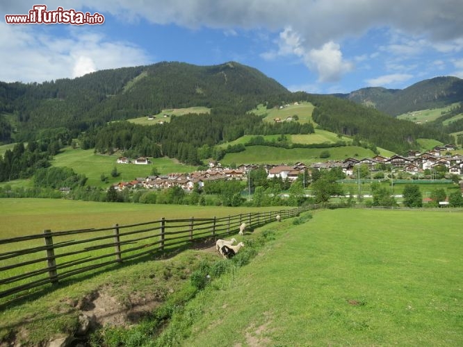 Immagine Il paesaggio rilassante della Val Sarentino in Alto Adige (Sarntal)
