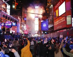 Capodanno a Times Square - © a katz ...