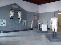 Sculture esposte all'interno del Museo Archeologico Napoli