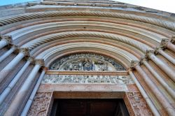 Portale del Redentore, il magnifico ingresso nel Battistero di Parma