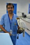 Nella clinica per falchi di Abu Dhabi lavora uno staff internazionale che si occupa dei falchi, a loro volta provenienti da vari paesi della regione mediorientale come il Kuwait, il Bahrein, ...