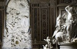 Dettaglio dell' altare nella Cappella Sansevero Napoli