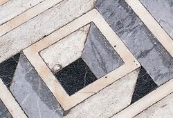 Dettaglio dei resti del pavimento labirintico, che si trovava nella Cappella Sansevero di Napoli