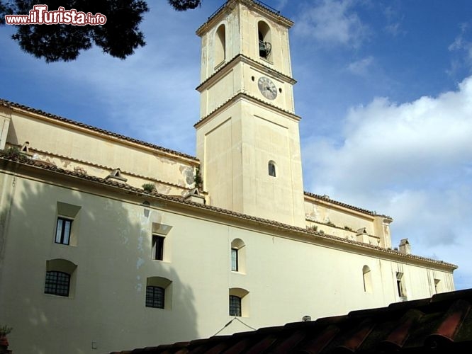 Immagine L'inconfondibile campanile dell'Eremo dei Camaldoli a Napoli