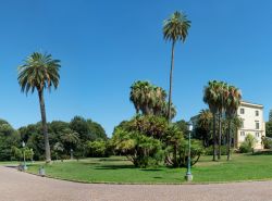 Giardino di Capodimonte a Napoli - © enzodebernardo / Shutterstock.com