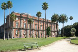 Reggia di Capodimonte a Napoli - © enzodebernardo / Shutterstock.com