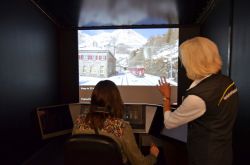Comandare un treno nel simulatore al Museo Svizzero dei Trasporti