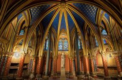 Cappella bassa, Sainte Chapelle a Parigi - © ...