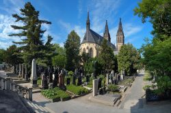 Il Cimitero monumentale di Vyserhad a Praga. ...