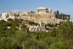 Veduta d'insieme dell'Acropoli, vista Collina di Filopappo ad Atene  - © Krishna.Wu / Shutterstock.com