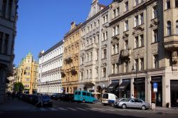 Strada nel quartiere Josefov di Praga. Si trova ...