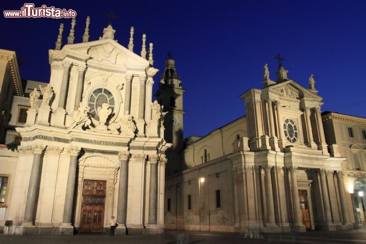 Immagine Il lato sud di Piazza San Carlo a Torino, in corrispondenza dell'ingresso di via Roma, offre la splendida vista delle chiese barocche di Santa Cristina (sinistra) e di San Carlo (destra)   - © Marco Saracco / Shutterstock.com