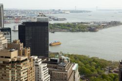 Staten Island Ferry in traghetto giallo gratuito in partenza da Lower Manhattan  - © NYC & Company / Marley White