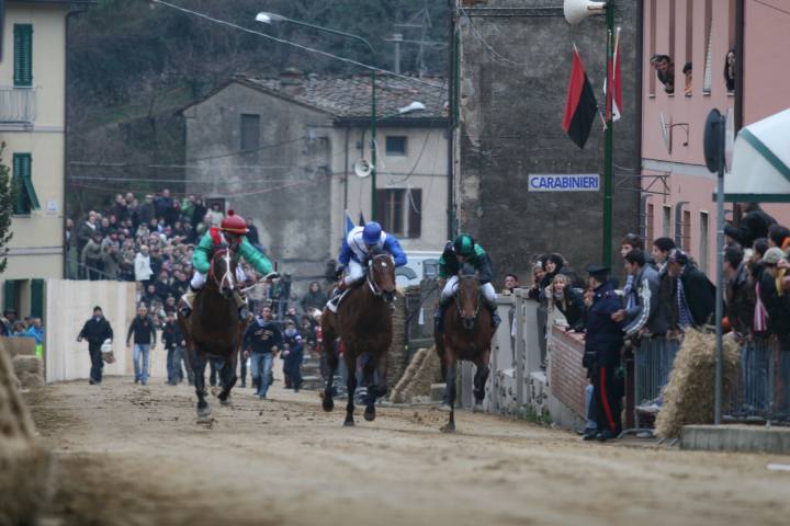 Palio delle Contrade Buti